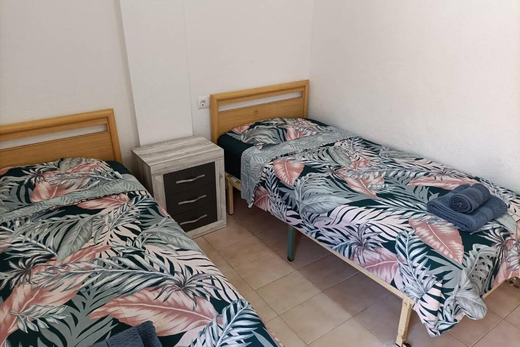 2 Bedroom Townhouse In Beautiful Gated Complex Benidorm Ngoại thất bức ảnh